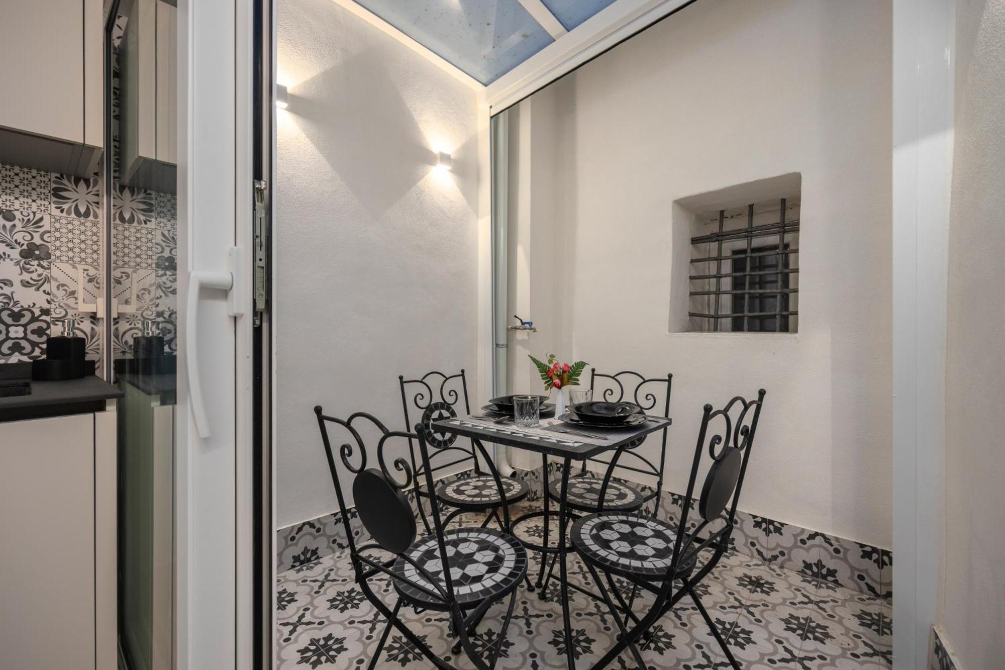 Roccella Apartments Palermo Buitenkant foto