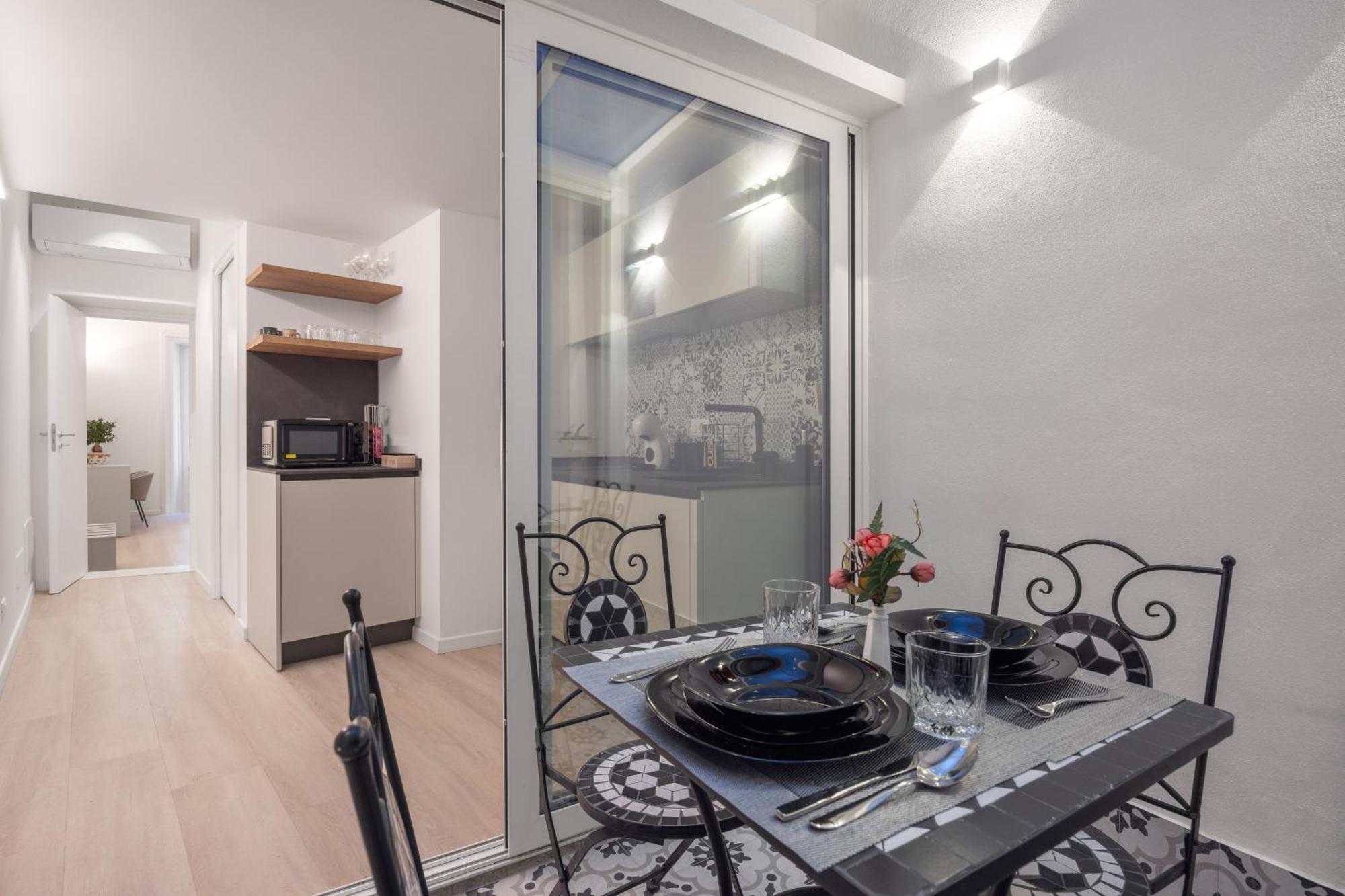 Roccella Apartments Palermo Buitenkant foto